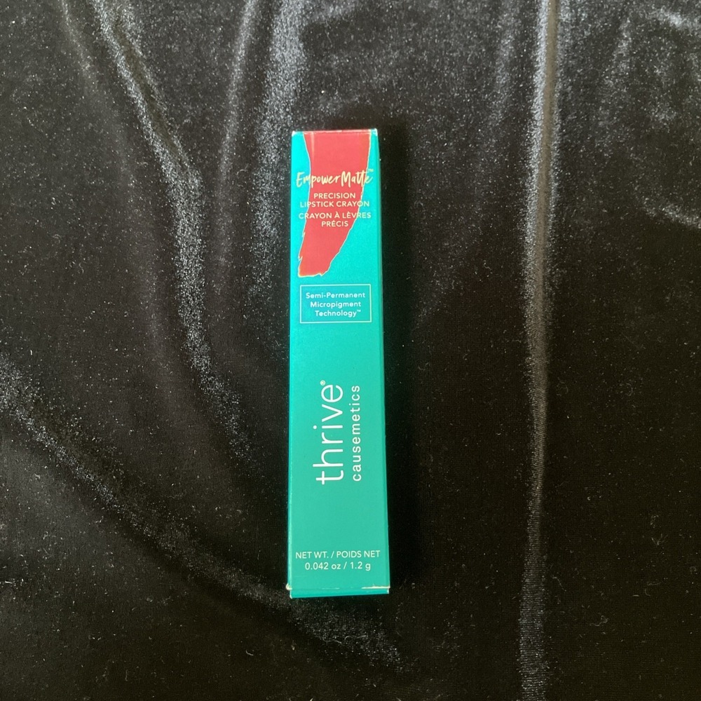 THRIVE EMPOWER MATTE LIPSTICK CRAYON - LINDA - CHERRY RED Full Size new in box